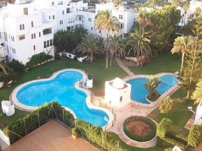 Pleasant apartment with shared pool, Roquetas De Mar